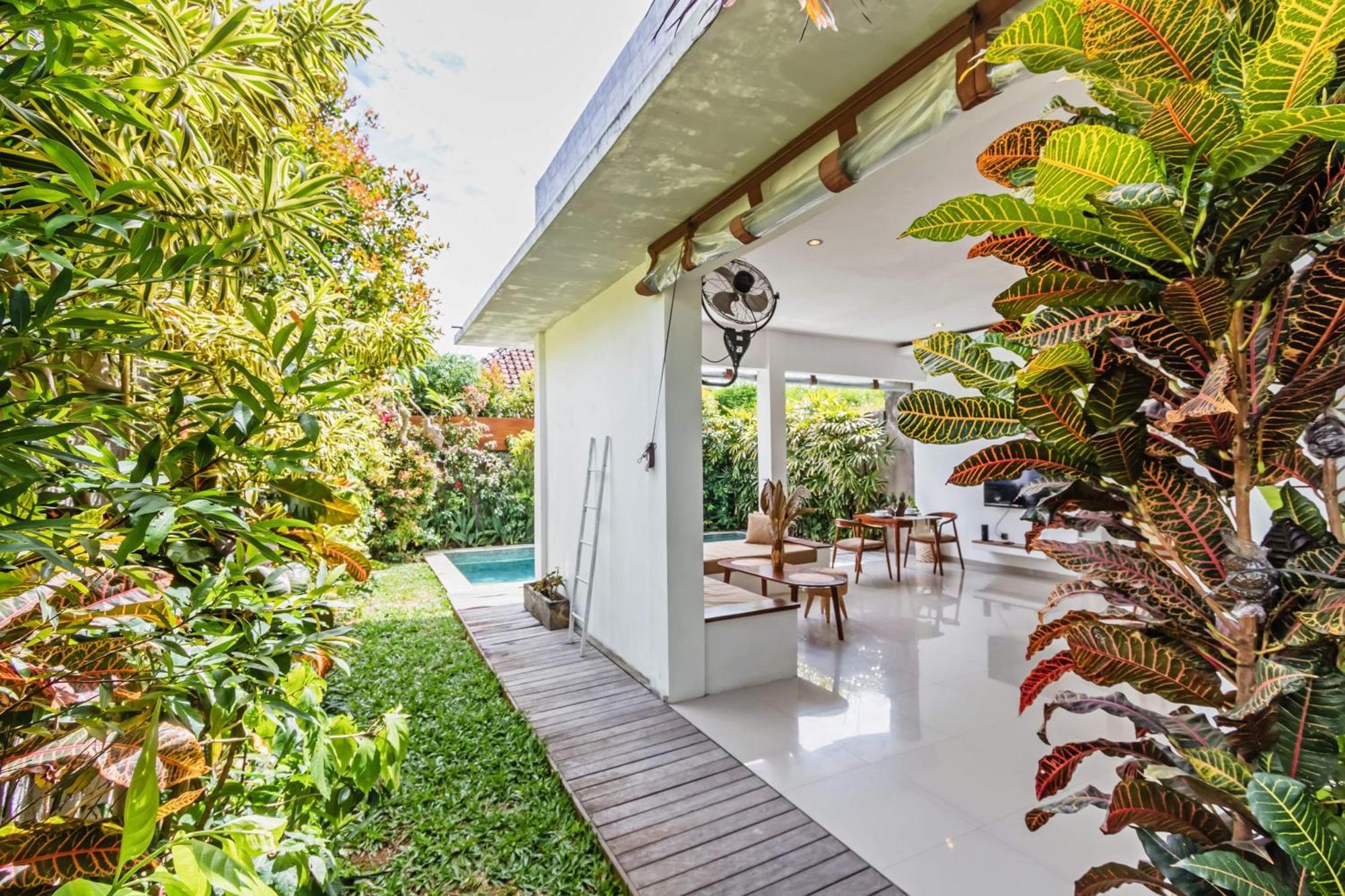 Adorable 1Br Villas In The Herat Of Seminyak 외부 사진